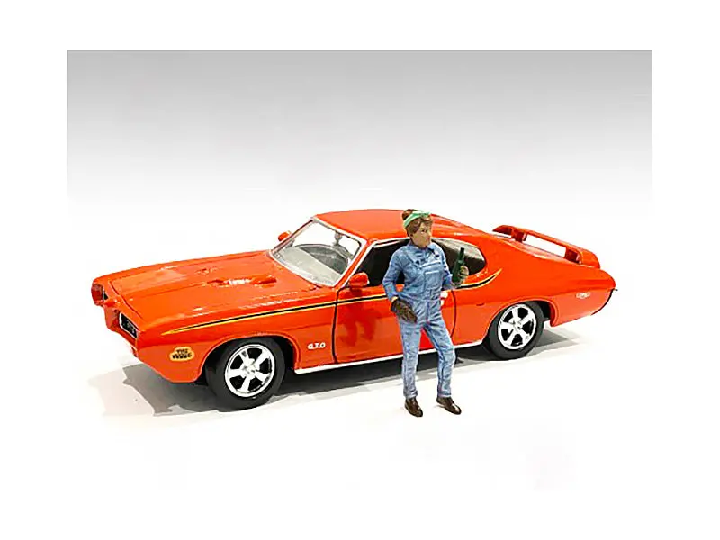 "Retro Female Mechanic" Accessory Figure #4 For 1/24 Scale Models By American Diorama 1