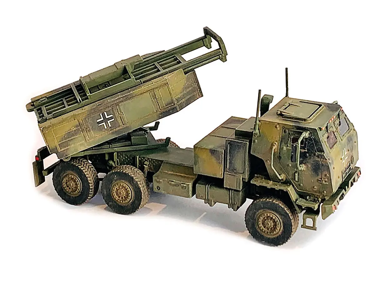Ukraine M142 High Mobility Artillery Rocket System (Himars) Green Camouflage "Neo Dragon Armor" Series 1/72 Plastic Model By Dragon Models 2