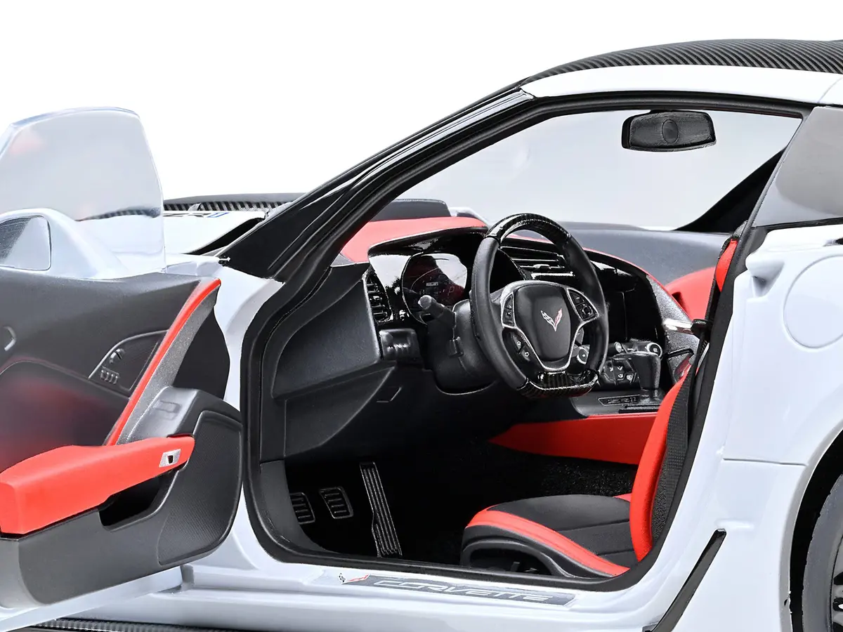 2019 Chevrolet Corvette C7 Zr1 Ceramic Matrix Gray Metallic With Carbon Top 1/18 Model Car By Autoart 2