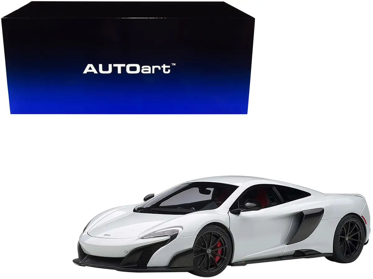 Mclaren 675Lt Silica White 1/18 Model Car By Autoart 1