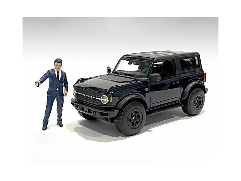 "The Dealership" Male Salesperson Accessory Figure For 1/24 Scale Models By American Diorama 1