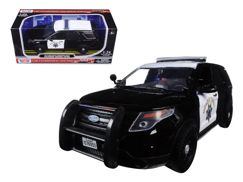 2015 Ford Interceptor Police Utility "California Highway Patrol" (Chp) Black And White 1/24 Diecast Model Car By Motormax 1
