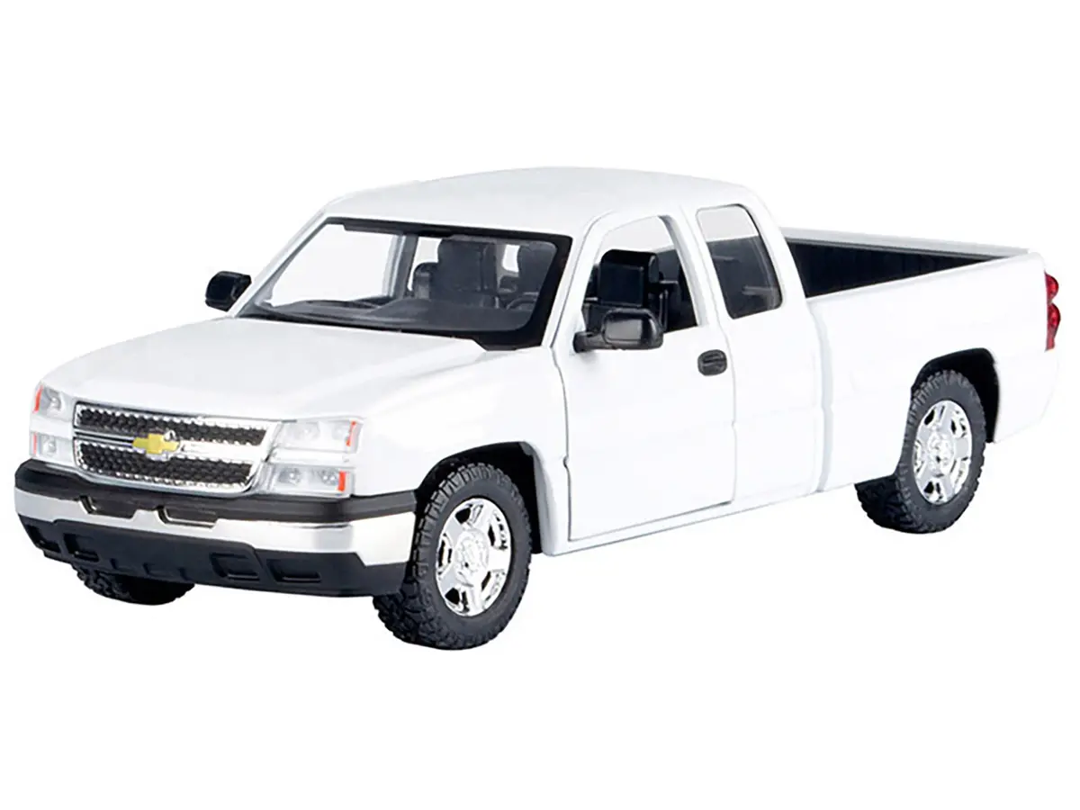 2006 Chevrolet Silverado 1500 Pickup Truck White "Timeless Legends" Series 1/25 Diecast Model By Motormax 2