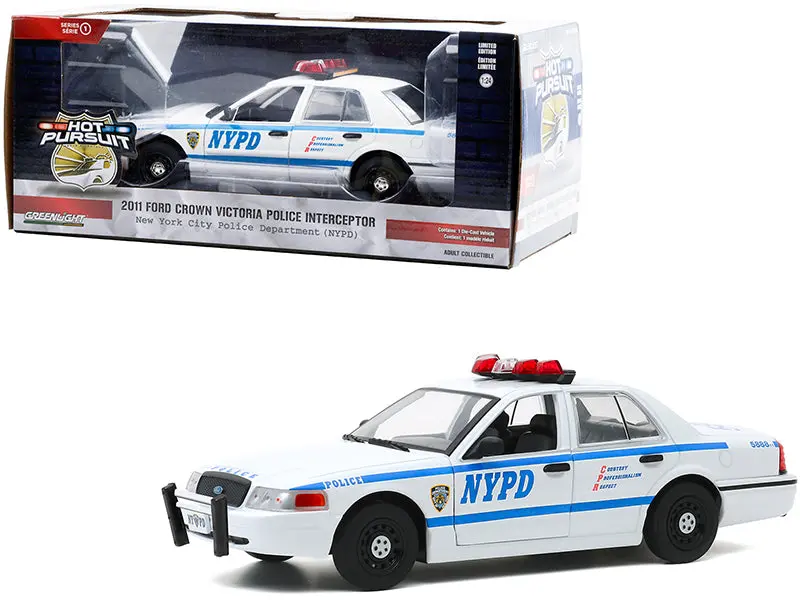 2011 Ford Crown Victoria Police Interceptor "New York City Police Department" (Nypd) White "Hot Pursuit" Series 1/24 Diecast Model Car By Greenlight 1