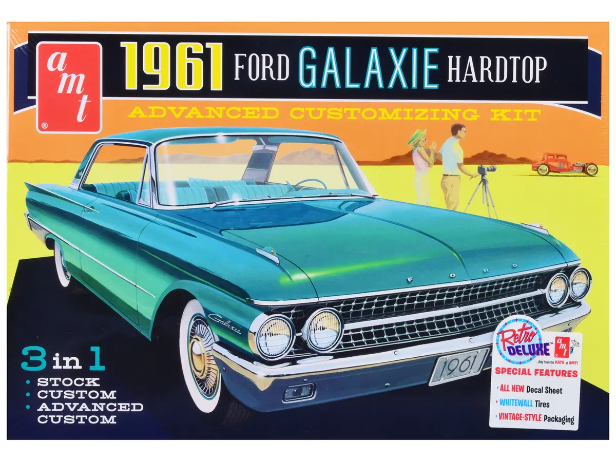 1961 Ford Galaxie Hardtop 3-In-1 Plastic Model Kit (Skill Level 2) 1/25 Scale Model By Amt 1