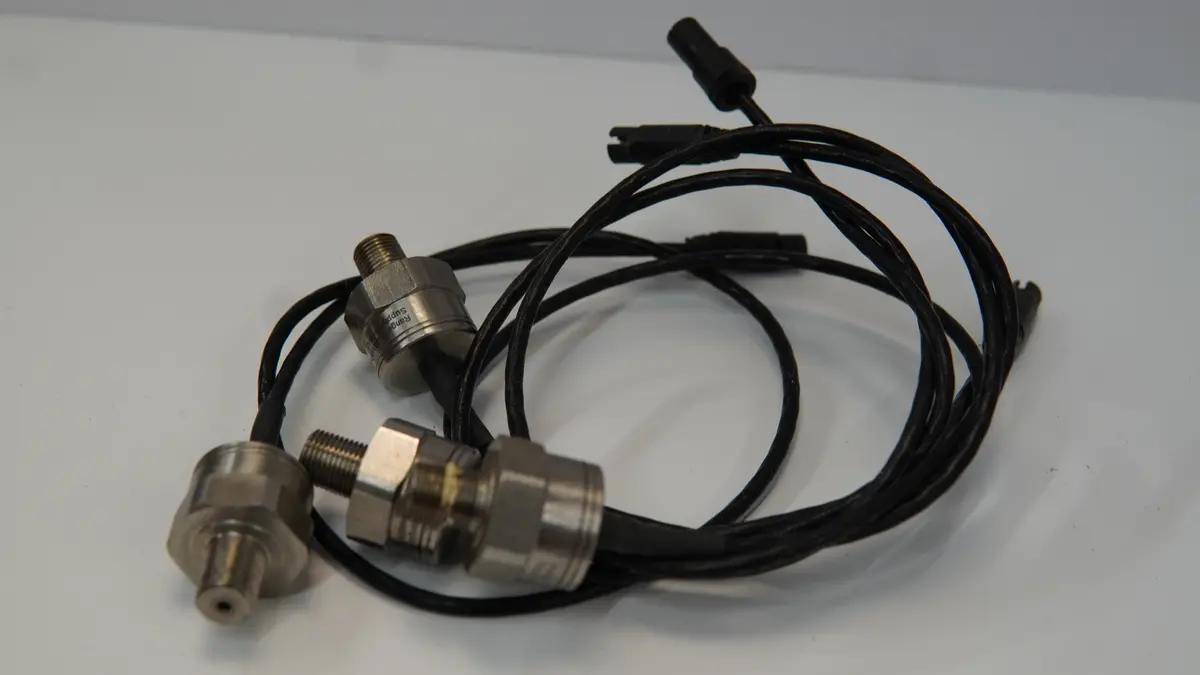 Aim Brake Pressure Sensor, 0-2000 Psi, 1/8 Npt (Used) 1