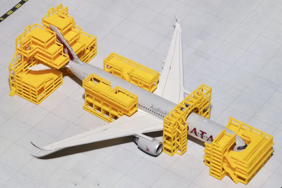 Aircraft Maintenance Scaffolding 6 Piece Set For 1/400 Scale Models By Geminijets 2