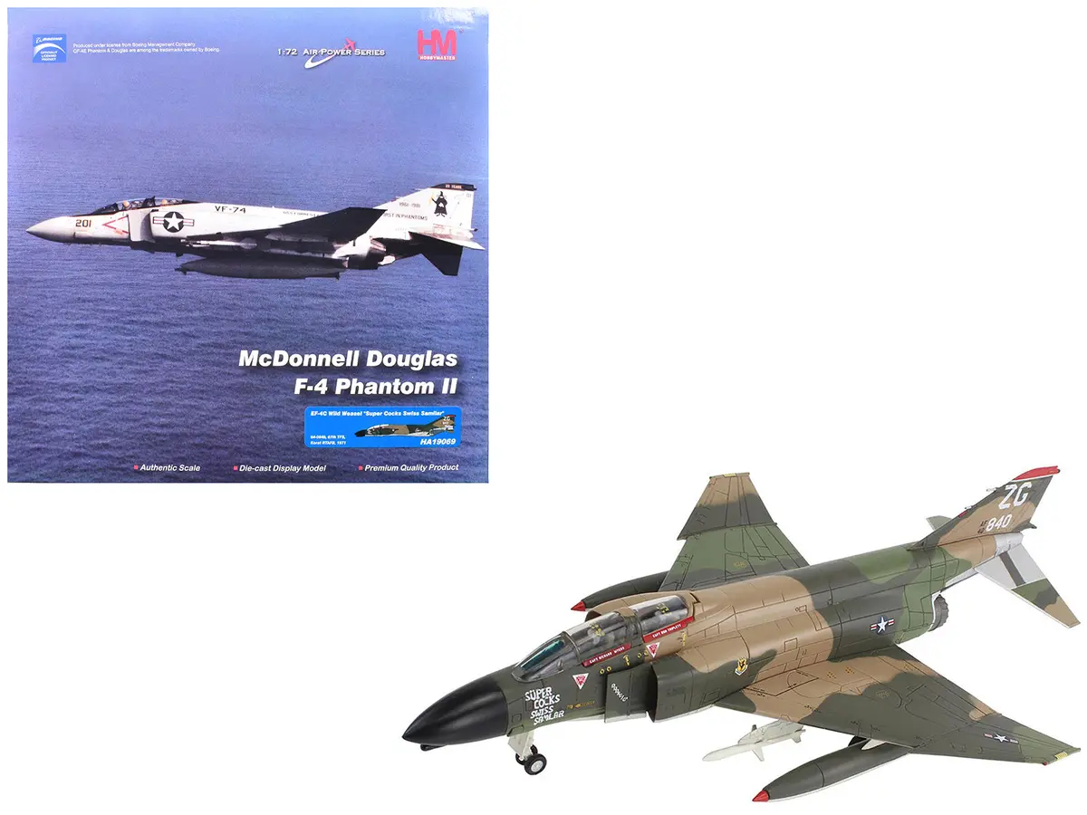 Mcdonnell Douglas Ef-4C Wild Weasel Fighter-Bomber Aircraft "64-0840 67Th Tfs Korat Rtafb Super Cocks Swiss Samilar" (1971) United States Air Force "Air Power Series" 1/72 Diecast Model By Hobby Master 1