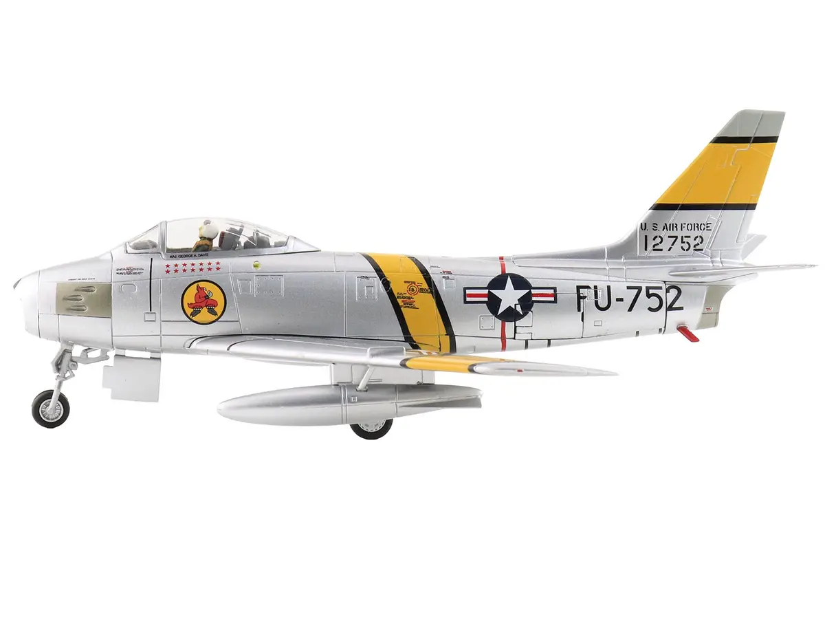 North American F-86E Sabre Fighter Aircraft "51-2752 Colonel George Andrew Davis Jr. 4Th Fig 334Th Fis" (1952) United States Air Force "Air Power Series" 1/72 Diecast Model By Hobby Master 2