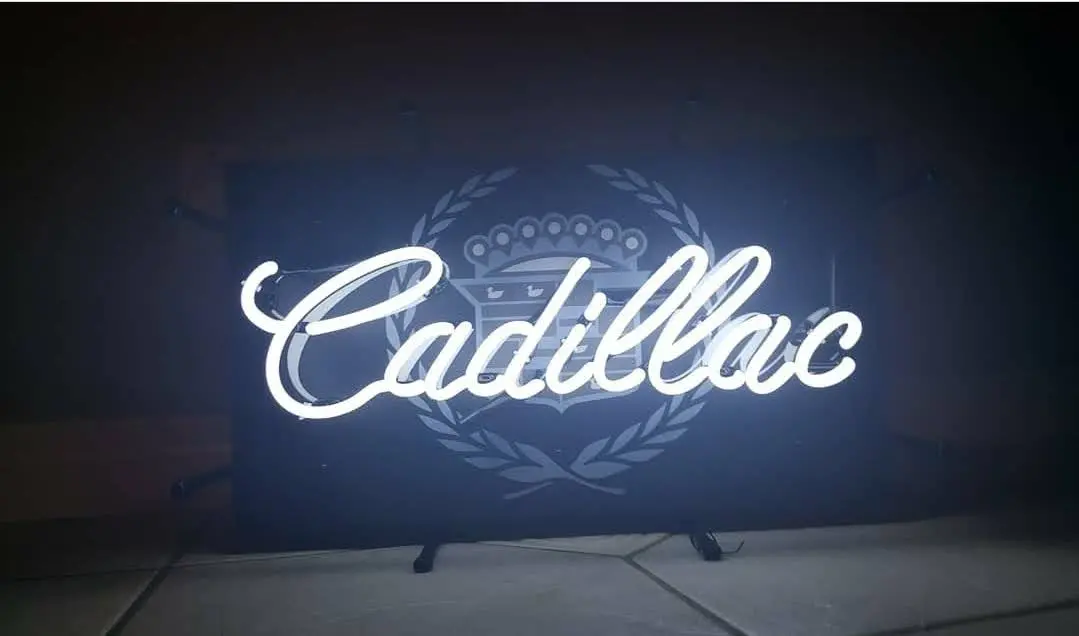 Cadillac Junior Neon 1