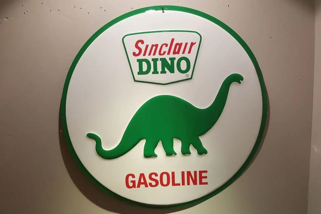 24" Sinclair Dino 1