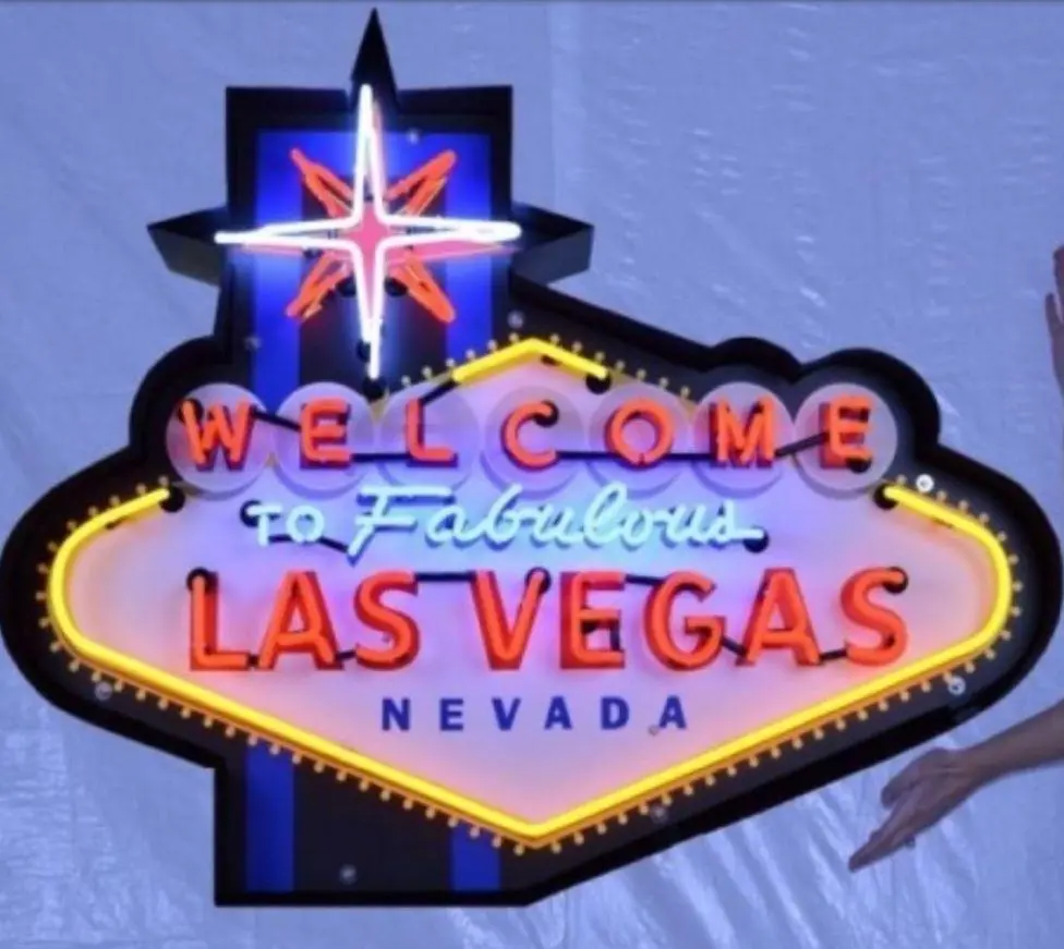 Las Vegas Large Neon 1