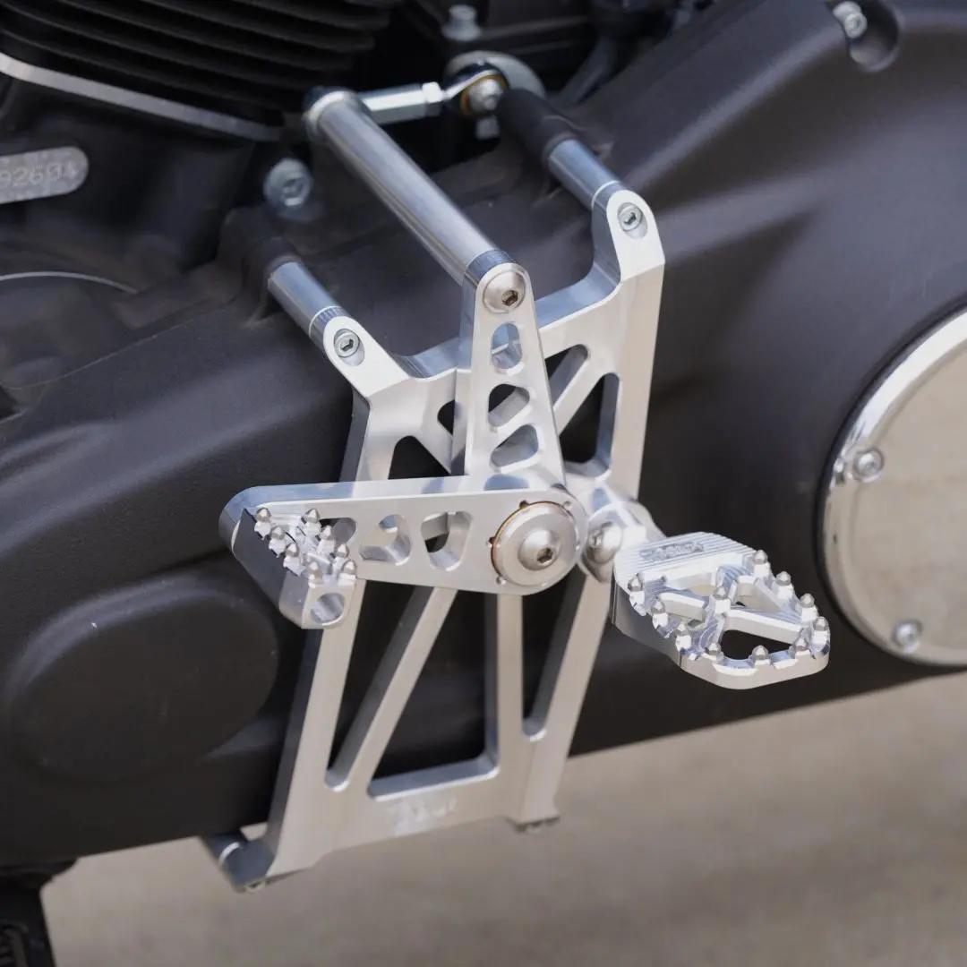 Tc Bros. Pro Series Mid Controls For 2018-Up M8 Softail 2