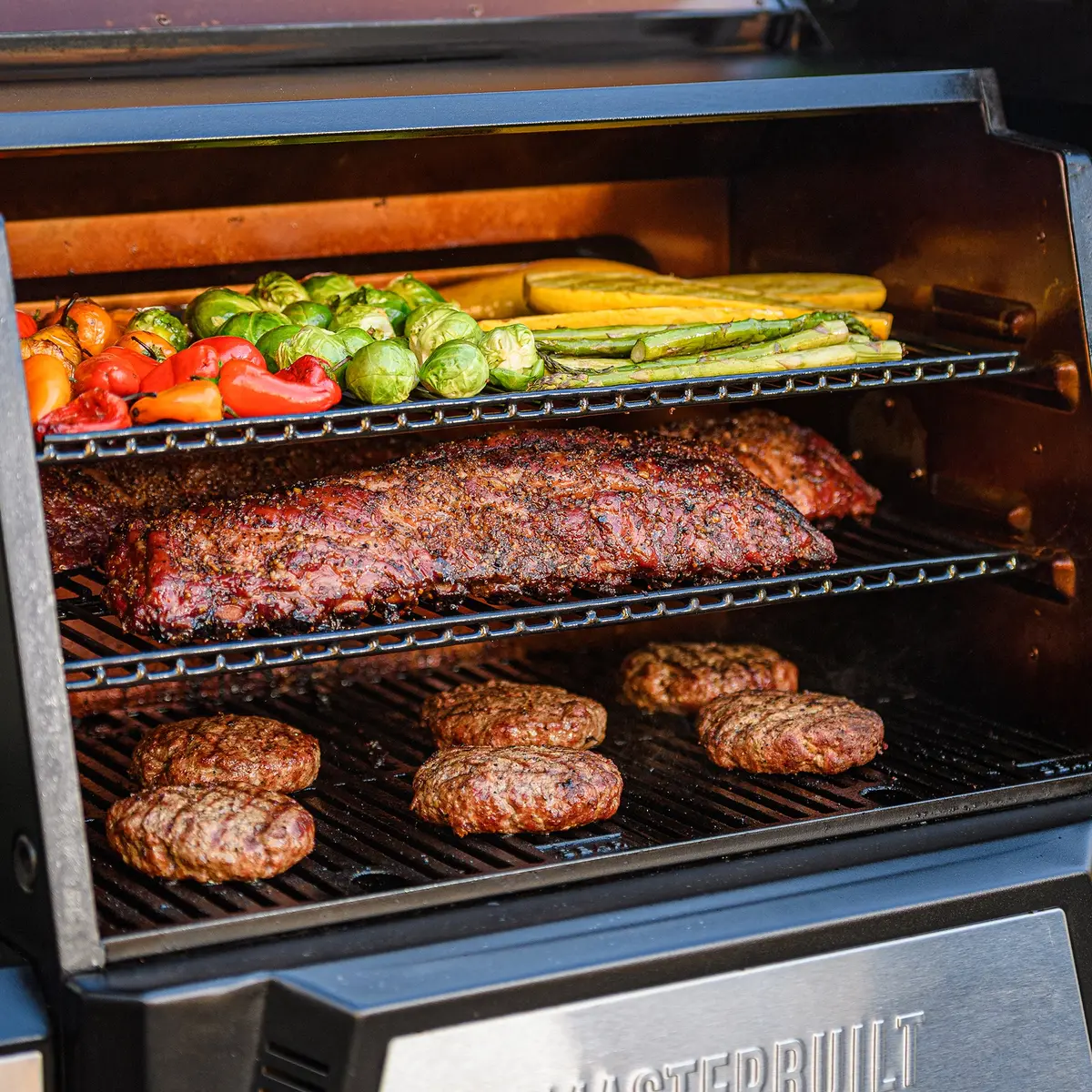 Masterbuilt Gravity Series 560 Warming Racks 2