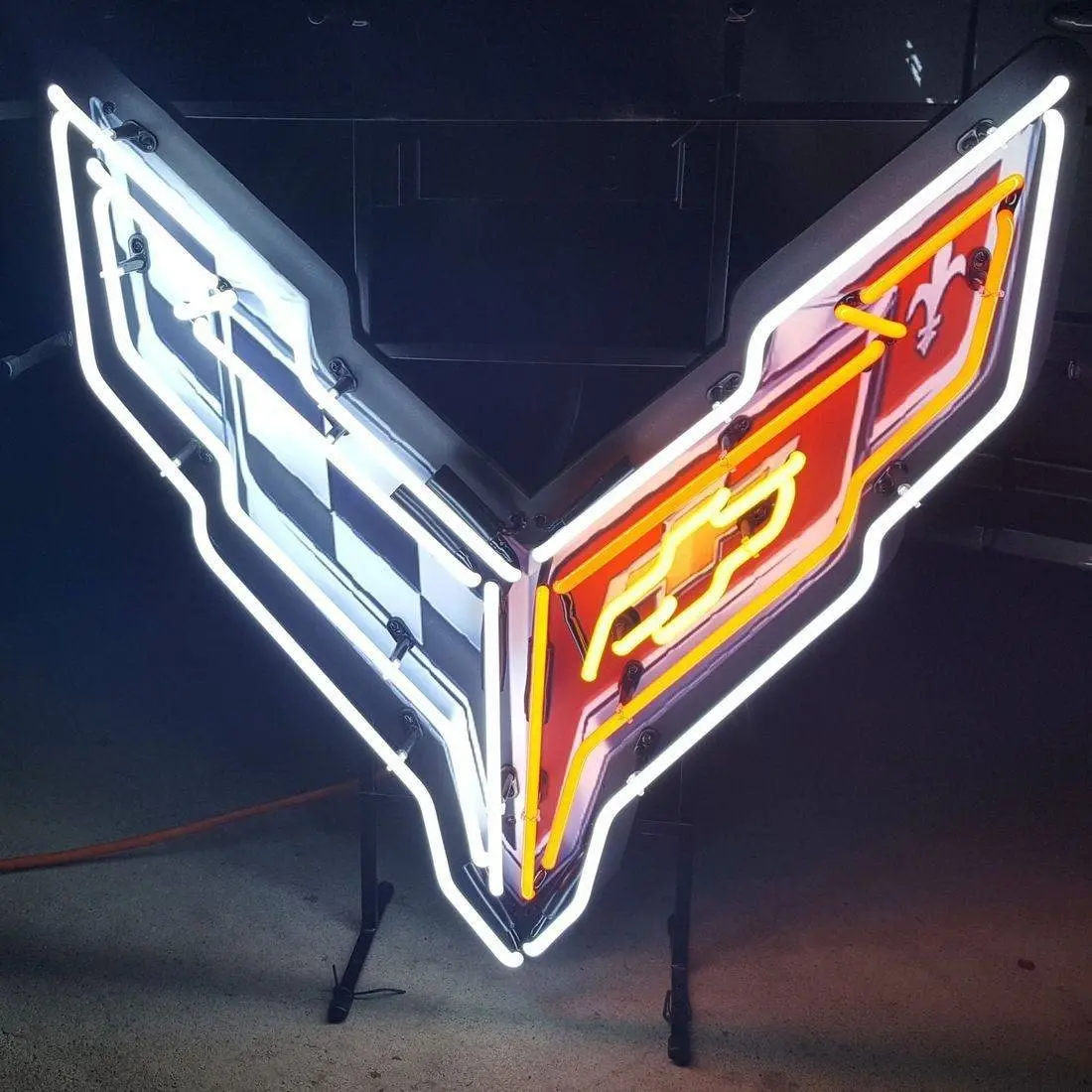 Corvette C8 Medium Neon 1