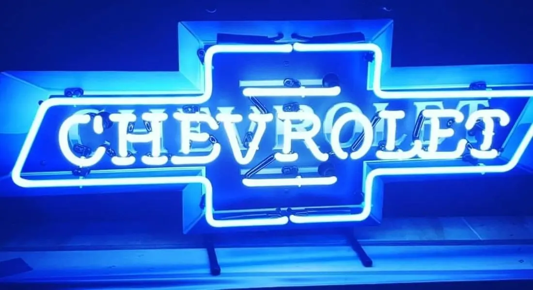 Chevrolet Bowtie Medium Neon 1