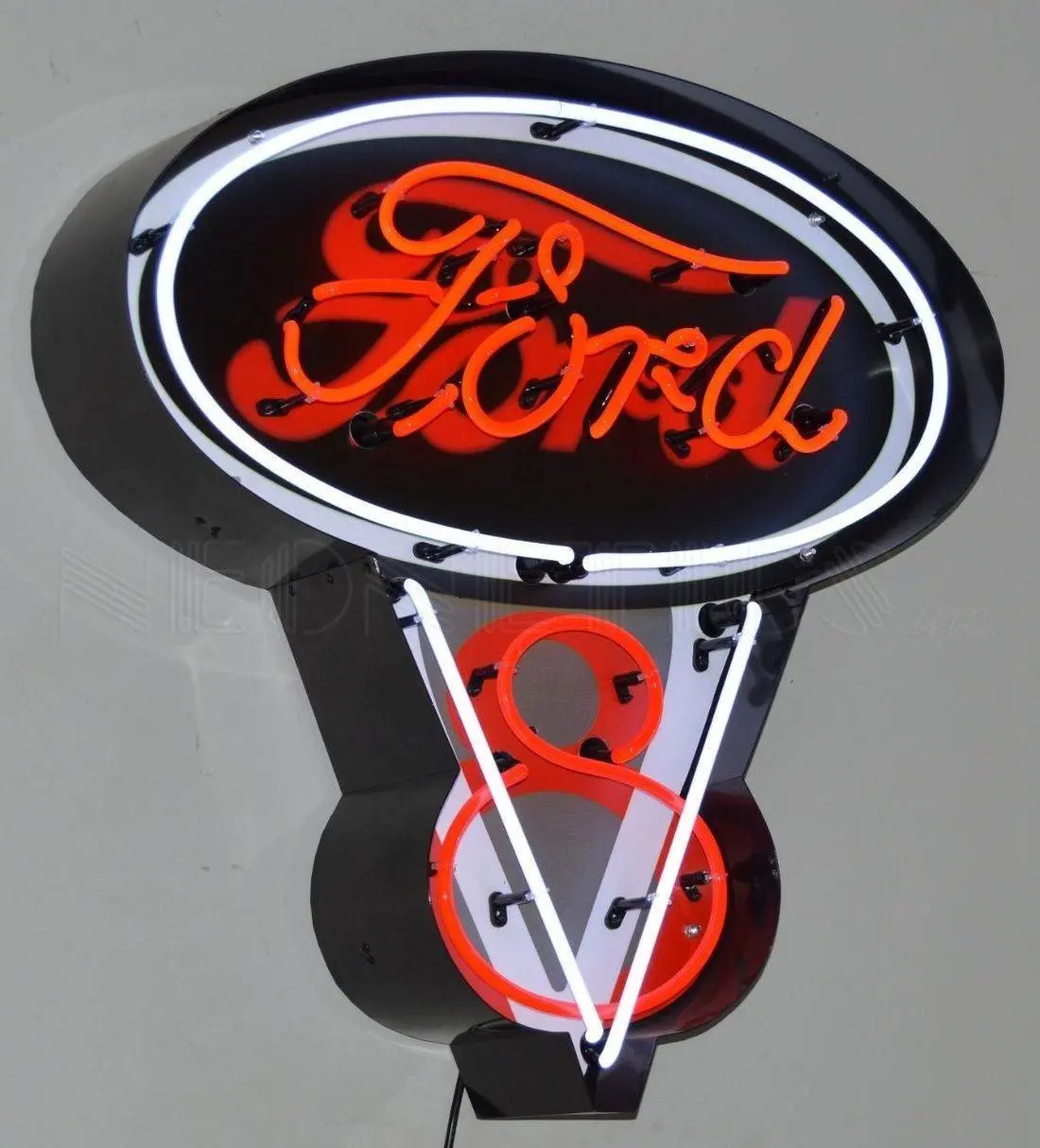 Ford V8 Medium Neon 1