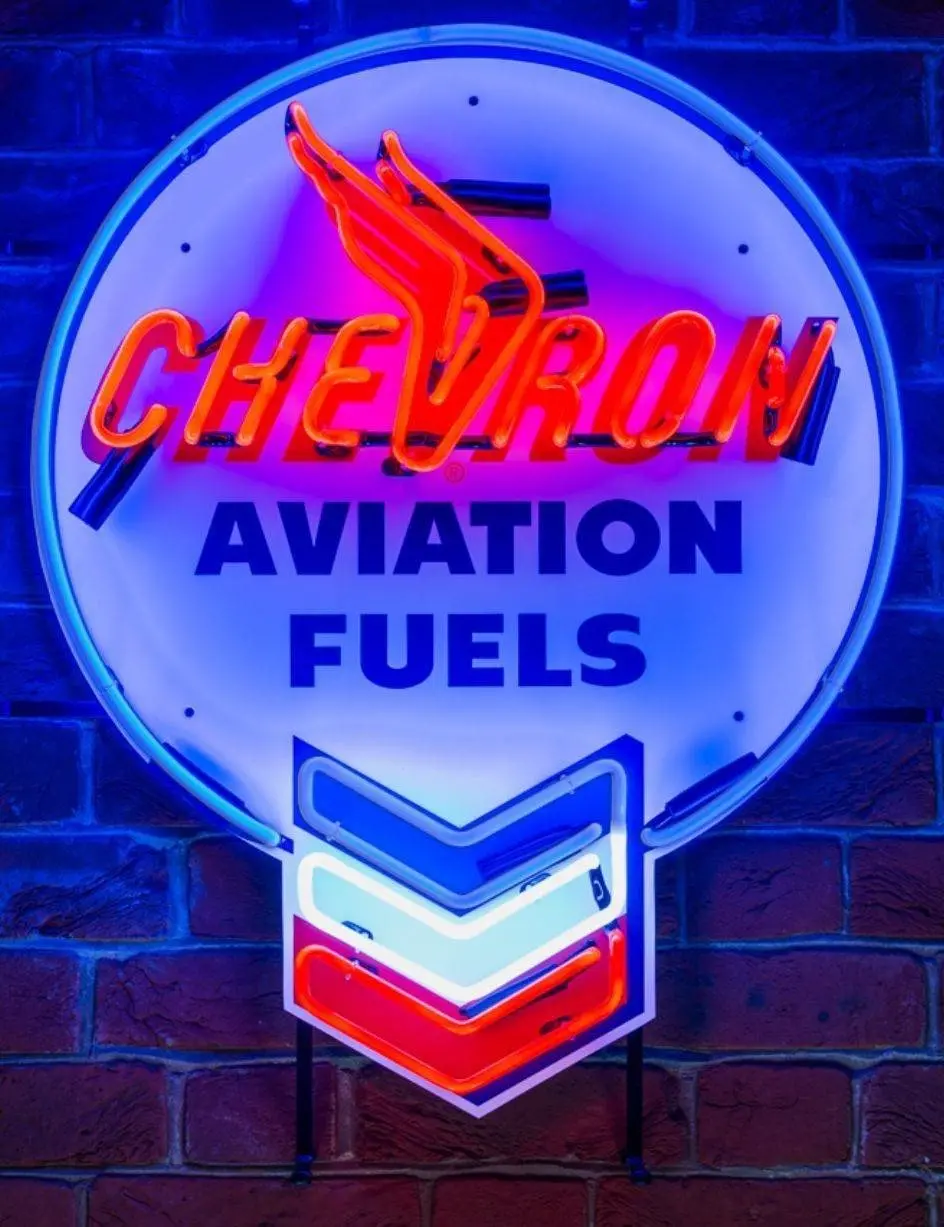 Chevron Medium Neon 1