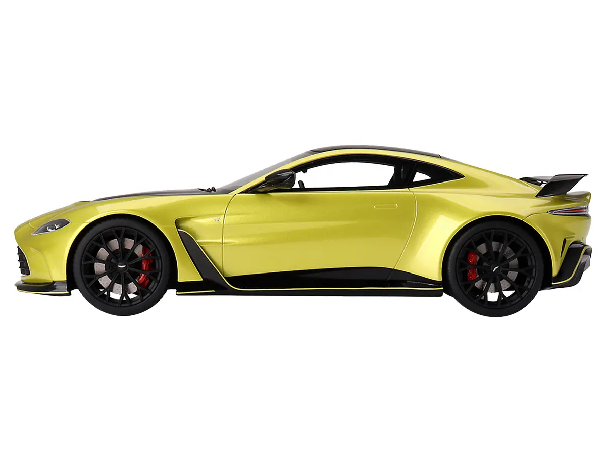 2022 Aston Martin V12 Vantage Rhd (Right Hand Drive) Cosmopolitan Yellow With Black Hood And Top 1/18 Model Car By Top Speed 2